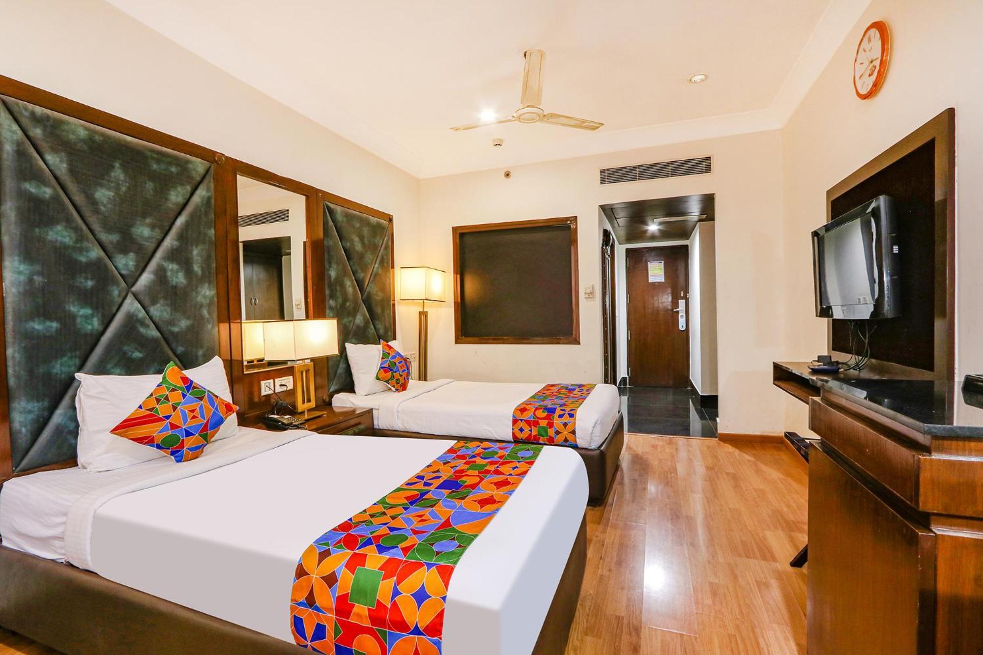 Fabhotel Prime Svm Grand - Banjara Hills Hyderabad Exterior photo